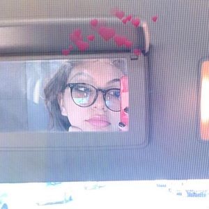 Meet your Posher, Stacy